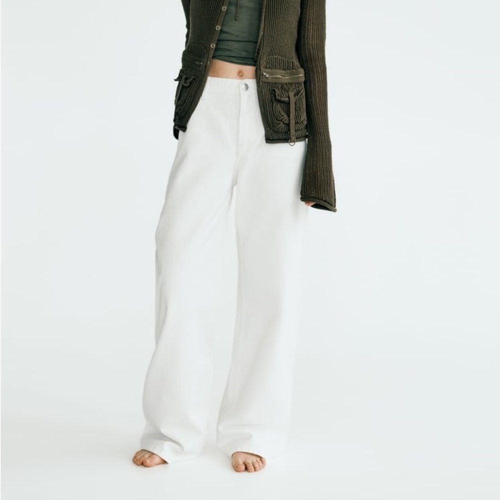 MID-RISE TRF LOOSE FIT JEANS